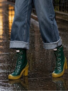 HUNTER ‘Gabby’ Heeled Platform Rain Boots Lace Up in Hunter Green US Sz 8